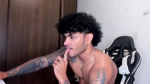 Snapshot of alessandro_vanni chatting on 01/18/25, 03:27 Alessandro Vanni online show from 01/18/25, 03:27