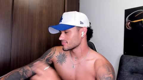 Snapshot of alessandro_vanni chatting on 03/12/25, 06:18 Alessandro Vanni online show from 03/12/25, 06:18