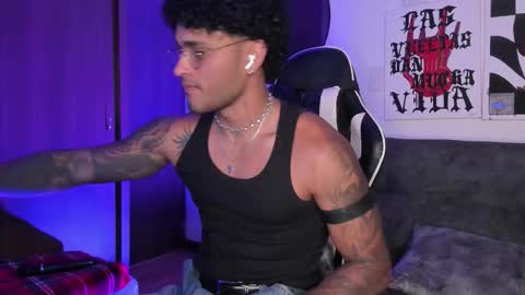 Alessandro Vanni online show from 03/18/26, 02:37