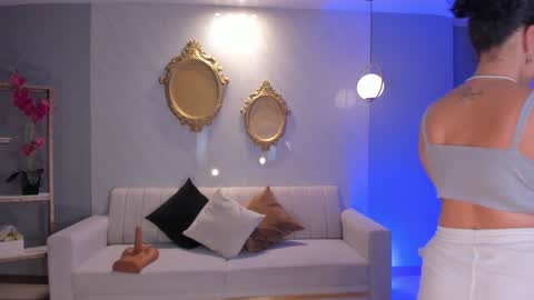 ALESSA ROMERO  online show from 01/30/25, 01:55