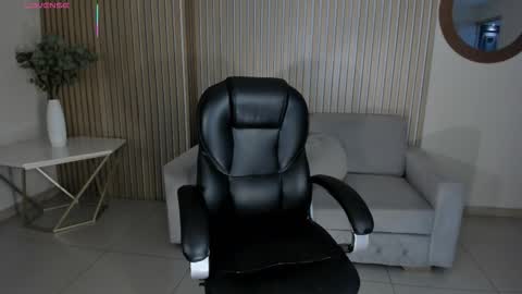 ALESSA ROMERO  online show from 02/10/26, 07:51