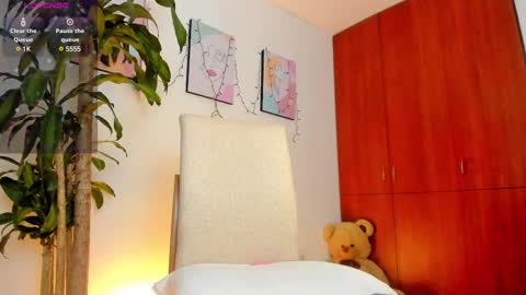 Snapshot of alessia1__ chatting on 03/11/25, 11:15 Alessia online show from 03/11/25, 11:15