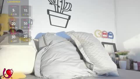 Alessia  online show from 11/26/25, 11:00