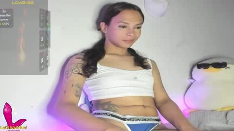 Snapshot of alessia28__ chatting on 04/30/26, 10:03 Alessia online show from 04/30/26, 10:03