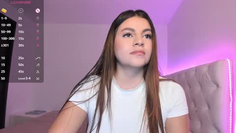 Snapshot of alessiabaum18 chatting on 12/11/24, 02:52 CATA online show from 12/11/24, 02:52