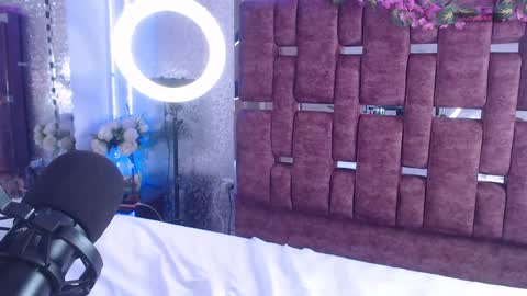 Snapshot of alessiadouce chatting on 01/29/25, 08:46 Alessia online show from 01/29/25, 08:46