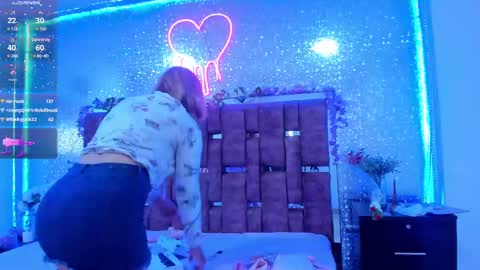 Snapshot of alessiadouce chatting on 02/27/25, 02:53 Alessia online show from 02/27/25, 02:53