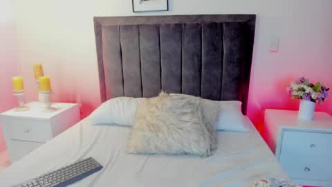 alessiaowen_ online show from 04/12/26, 07:41