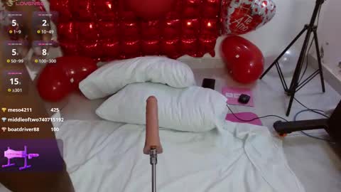 Snapshot of alessiiaa_ chatting on 02/12/25, 12:16 alessiiaa online show from 02/12/25, 12:16