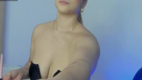 Alessia Moon online show from 06/03/26, 11:35
