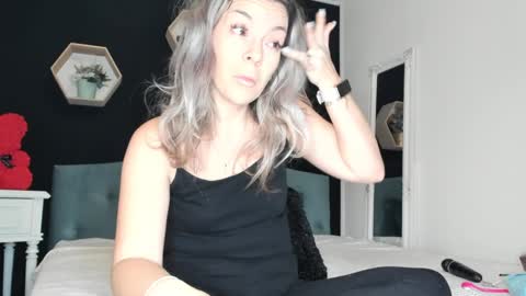 Snapshot of alesys69 chatting on 01/26/25, 10:46 alesys69 online show from 01/26/25, 10:46