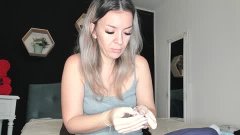 Snapshot of alesys69 chatting on 02/01/25, 04:24 alesys69 online show from 02/01/25, 04:24