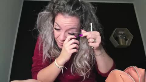 Snapshot of alesys69 chatting on 10/03/25, 10:51 alesys69 online show from 10/03/25, 10:51