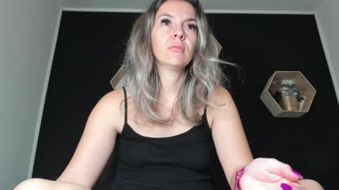 Snapshot of alesys69 chatting on 10/12/25, 09:25 alesys69 online show from 10/12/25, 09:25