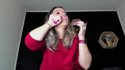 Snapshot of alesys69 chatting on 10/15/25, 10:54 alesys69 online show from 10/15/25, 10:54