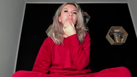 Snapshot of alesys69 chatting on 11/10/25, 04:11 alesys69 online show from 11/10/25, 04:11