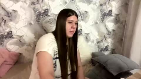 Aletta Oushen online show from 02/03/25, 05:14