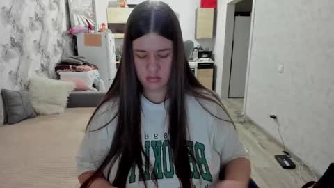 Aletta Oushen online show from 11/15/25, 11:40