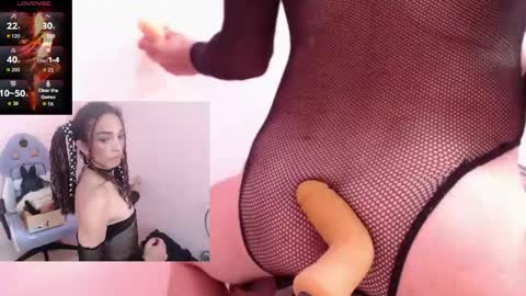 Snapshot of aleusa_ chatting on 06/04/26, 07:31 PVT 12TK 9AM - 9PM COLOMBIA online show from 06/04/26, 07:31