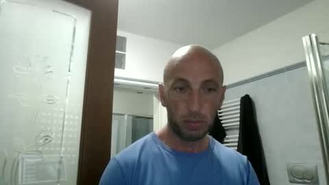 alex120475 online show from 04/17/26, 07:44