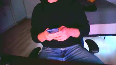 Snapshot of alex42696969 chatting on 05/07/26, 01:11 alex42696969 online show from 05/07/26, 01:11