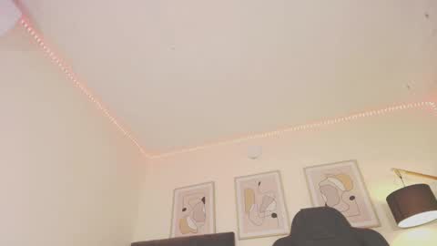 Alexa online show from 02/26/25, 12:38