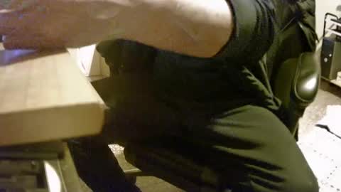 alex81pv1981 online show from 12/22/24, 06:04