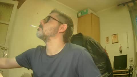 alex81pv1981 online show from 01/02/25, 12:24