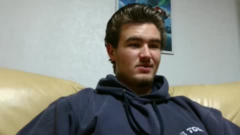 Snapshot of alex83530 chatting on 01/02/25, 06:23 Alex83530 online show from 01/02/25, 06:23