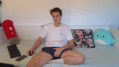 Alex83530 online show from 12/15/25, 08:51