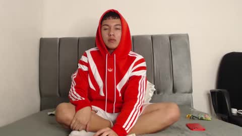 Snapshot of alex__lover chatting on 12/20/24, 01:36 Owen online show from 12/20/24, 01:36