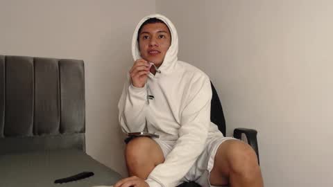 Owen online show from 02/12/25, 05:26