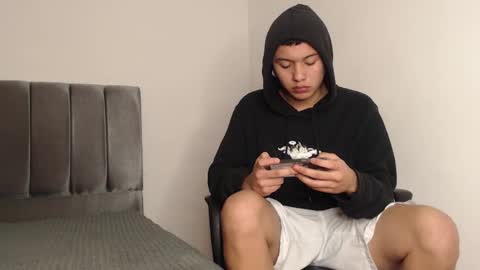 Snapshot of alex__lover chatting on 02/18/25, 08:38 Owen online show from 02/18/25, 08:38