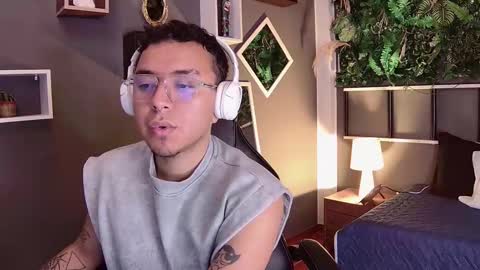 Alex online show from 03/11/25, 12:50