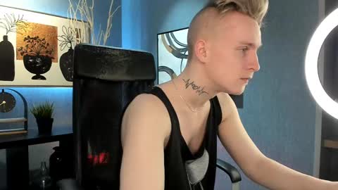 Snapshot of alex__sweet chatting on 03/02/25, 06:59 your Alex online show from 03/02/25, 06:59