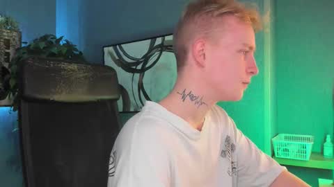 Snapshot of alex__sweet chatting on 11/09/25, 06:55 your Alex online show from 11/09/25, 06:55