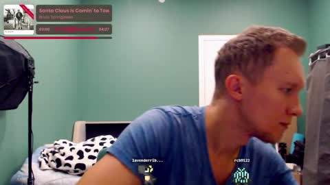 Snapshot of alex_amazing chatting on 12/01/24, 10:32 Alex Amazing online show from 12/01/24, 10:32