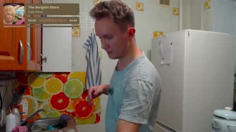 Snapshot of alex_amazing chatting on 12/13/25, 10:37 Alex Amazing online show from 12/13/25, 10:37