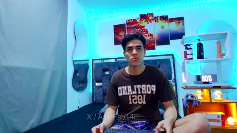 sneider online show from 04/19/26, 02:55