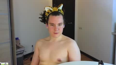 FAVORITE online show from 02/11/25, 01:10