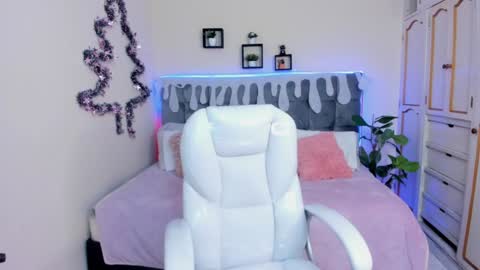 alex online show from 12/06/24, 12:05