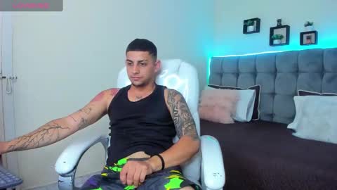 alex online show from 02/03/25, 03:17