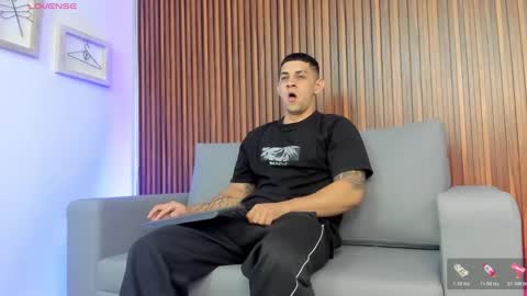 Snapshot of alex_cute77 chatting on 02/07/26, 11:36 alex online show from 02/07/26, 11:36