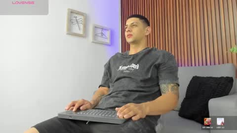 alex online show from 04/17/26, 11:57