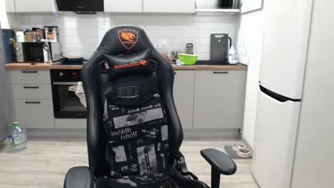 Alex online show from 01/20/25, 07:04