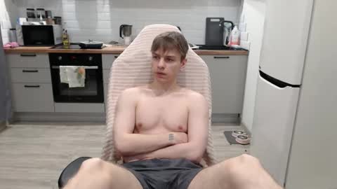 Alex online show from 11/08/25, 08:18