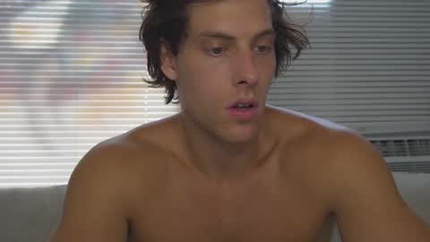 Alex Stone online show from 10/24/25, 07:10