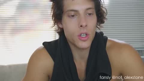 Alex Stone online show from 10/31/25, 07:15