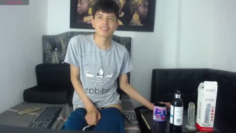 alex_it0 online show from 05/20/26, 08:37