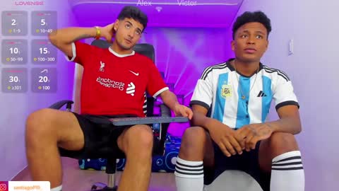 Snapshot of alex_lord_ chatting on 12/23/24, 10:12 i am Alex online show from 12/23/24, 10:12